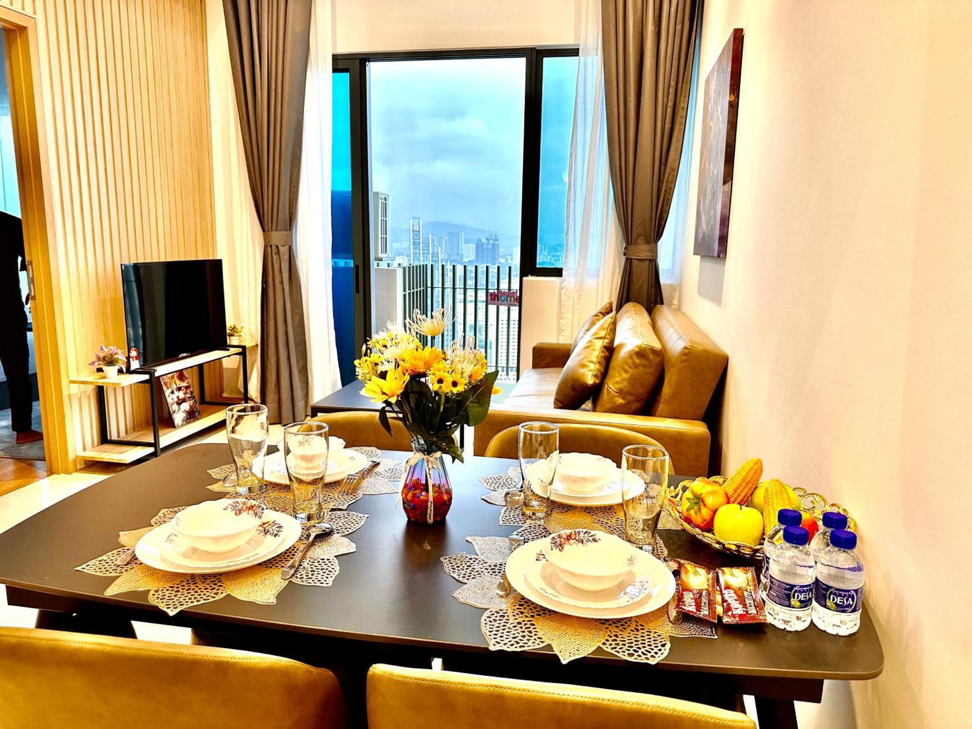 Pangsapuri The Luxe Colony Klcc By Azha *